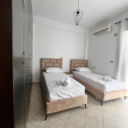Electra & Apartmán Sarandë