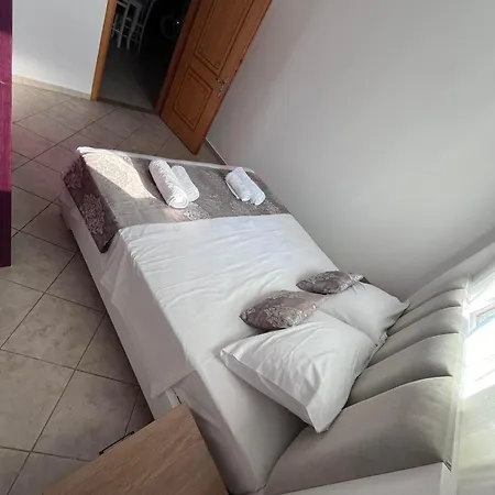 Electra & * Sarande